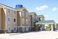 Cobblestone Hotel & Suites - Devils Lake - Pet friendly