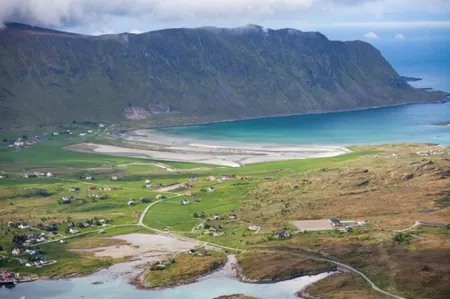 Lydersen Rorbuer Budget Hostel & Private Apartments Отели рядом с Аэропорт Лекнес