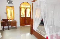 Hotel Orangutan Hotel di Bukit Lawang