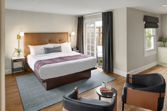 ゴスビー ハウス イン、ア フォー シスターズ イン