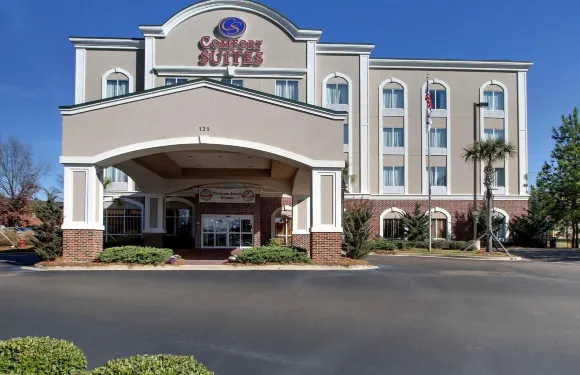 機場舒適套房酒店