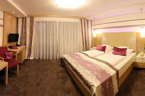 Hotel Lenauhof - Nur 3 Minuten Zur Rottal Terme -