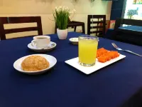 Hotel Elena - breakfast