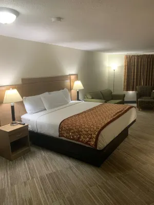 University Inn of Stevens Point