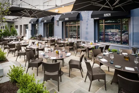 The Darcy Washington DC Отели рядом с достопримечательностью «Приливной бассейн»