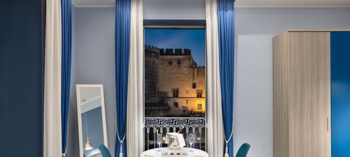 Main - Municipio Hotels in Naples
