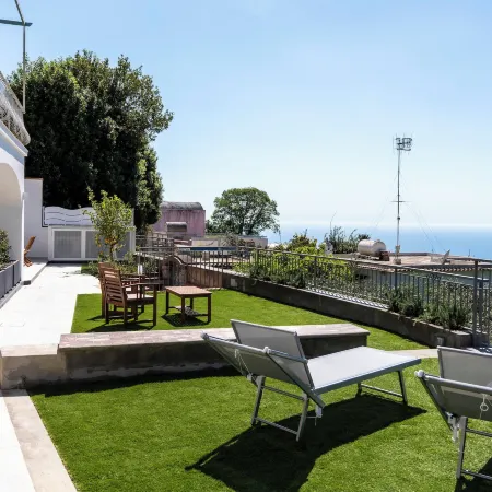 La Minucciola Capri