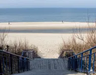 Comfortable Apartment, Year-Round Pool - Beach