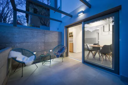 Vila Emona Отели рядом с достопримечательностью «EGO Lecta»