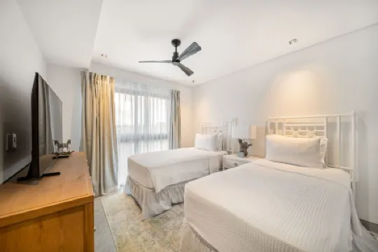 Allure 505 3 Bedroom Apts