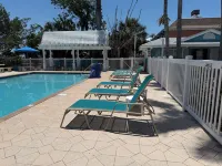 Paradise Getaway on Anna Maria Island - ビーチサイド
