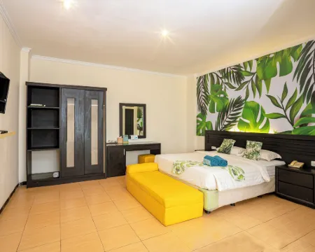 Tropical Point Hotel Syariah Hotels in Mandonga