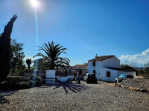 Casita-1 to 5Guests-Pool-Patio-BBQ-Parking