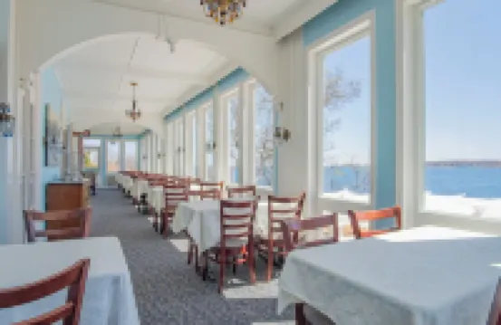 Yankee Clipper Inn