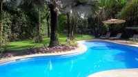Playa Negra Guesthouse - Pools