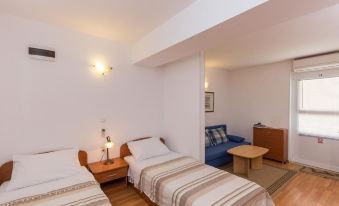 Apartments Milanović