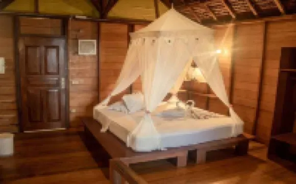 Casa Nemo Beach Resort & Spa Hotels in Sukakarya