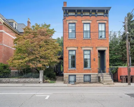 Baldwin Flats Hotels in Covington