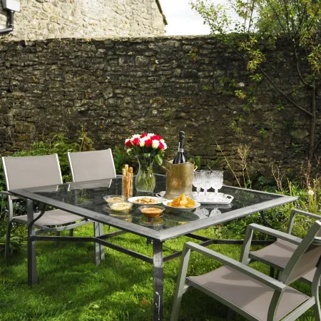 Beautiful Old Cottage Sleeps 6 Near Bath