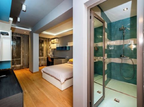 Sofia Luxury 3-Bed Penthouse Apartment Sleeps 6