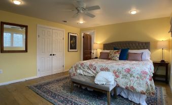 Vintage Inn at Veritas Estate