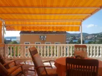 Apartments Villa Novak Hotels in Brsecine