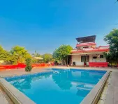 Royal green farm stay - Villas