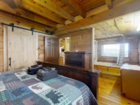 Adelaide's Den 2 Bedroom Cabin by RedAwning Hoteles en Townsend