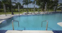 Radisson Blu Hotel and Residence Maputo - Beach