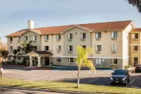 Super 8 by Wyndham Vacaville Hôtels à : Vacaville
