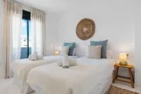 Panoramic Flat in Casares M56