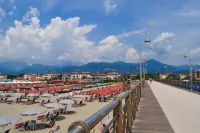 Bedo House Beach Front - Happy Rentals - con vista mare