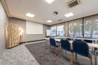 Kyriad Creteil - Bonneuil Sur Marne Hotels in Bonneuil-sur-Marne