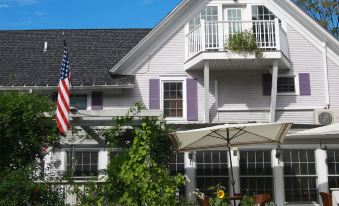 Phineas Swann Inn & Spa