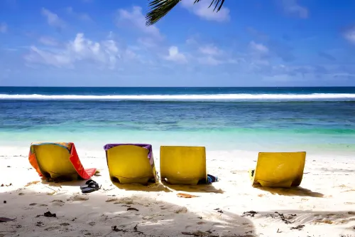 Surfers Beach Self Catering Chalets - parking