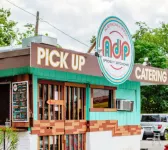 Private Backyard and Modern Amenities - Spacious Family Oasis Hotels in East Austin