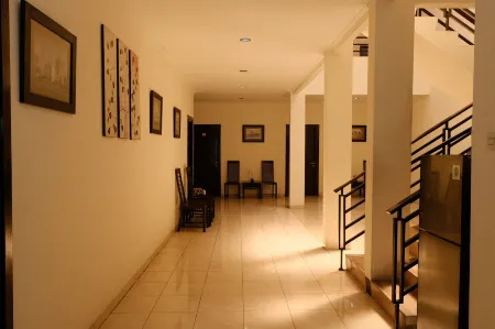 The Kirana Purnama Semarang Отели рядом с достопримечательностью «St. Joseph Church (Gedangan Church)»