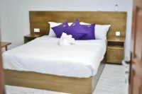 Tenda Suites and Restaurant - Baarit
