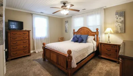 Miss Audrey’s House is a charming cottage in the heart of historic Richmond Hill