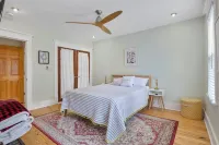 Luxury 2 Bedroom 1.5 Bath Town Home/ Walk to Elmwood/ Garage/ EV Charger/ AC