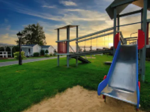 スカンディナヴィア プリスタン & ファミリーリゾート ザトルのホテル