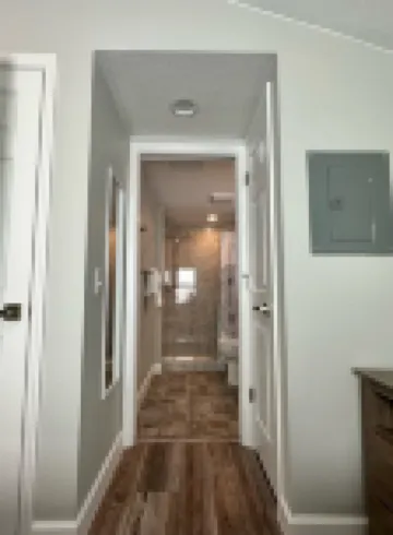 Cottage 23: The Lighthouse - Waterfront Lodging in Downtown Tavares, FL