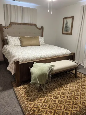 Charming 2-bedroom guesthouse in Connelly Springs