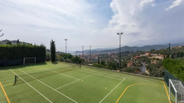 Italianway - Luxury Apartment in Modern Villa 2