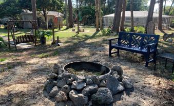 Nature Coast Inn and Cottages