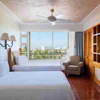 Club Regina Puerto Vallarta Rooms