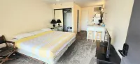 Twin Lakes Inn
