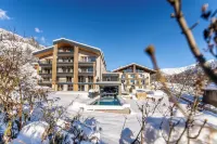 Maraias - Luxury Suites & Apartments Hotel a Curon Venosta