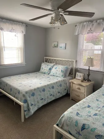 Charming 3-bedroom cottage with WiFi, AC in enjoyable North Cape May NJ