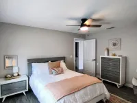 Tidewater: Bring your boat, backyard beach,kayaks. Hotels in Hernando Beach